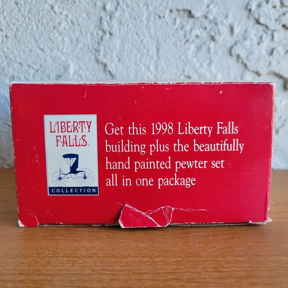 Liberty Falls all in one Miller family's shingle house with 5 handpainted pewter - Picture 12 of 14